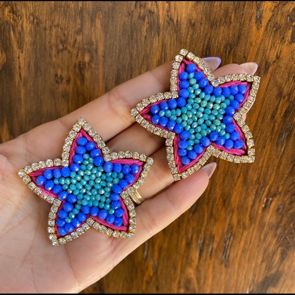 Earring ⭐️⭐️ - Picture 5 of 5